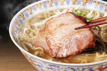 豚骨ラーメン　Ramen Japanese Noodles
