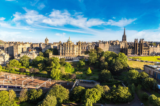 Panoramic view of Edinburgh, Scotland