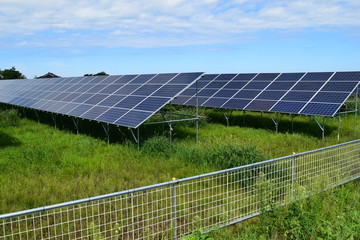 太陽光発電用ソーラーパネル
