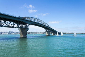 Fototapeta na wymiar View to the Harbour Bridge from Northcote Point Auckland