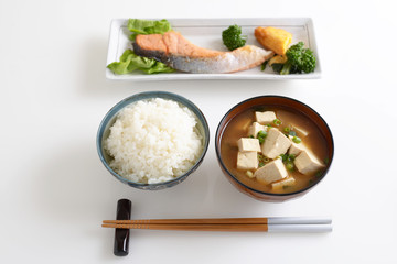 美味しそうな和風定食