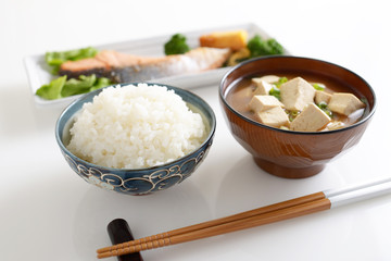 美味しそうな和風定食
