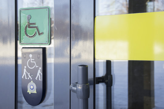 Square green image designation entrance for wheelchair users on