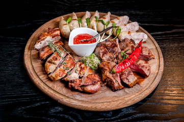 Sliced meat with sauce