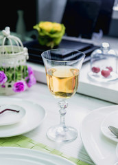 White wine in a glass.