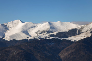 Fototapeta na wymiar Winter mountain landscape in the Carpathian Mountains