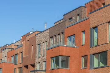 Fototapeta na wymiar Fassade eines modernen Wohngebäudes in Hamburg, Deutschland