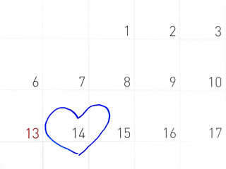 Writing heart symbol on the calendar on the 14th day of February is Valentine's Day recitative.