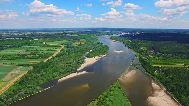 Rzeka Wisła - przelot nad Krowią Wyspą