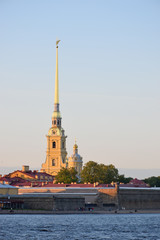 Obraz premium Peter and Paul fortress and river Neva in the summer