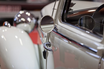 oldtimer rearview mirror