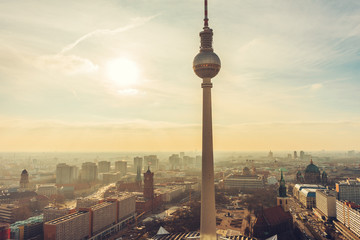 Overview of Berlin and the Fernsehturm © Novanture