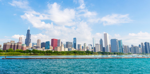 Cityscape of Chicago in a summer day © Nomad_Soul