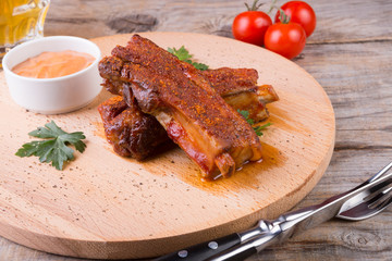 Cooked pork ribs