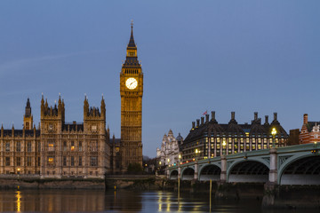 Fototapeta na wymiar Big Ben, Palace of Westminster, Westminster bridge and thames river. London, United Kingdom...