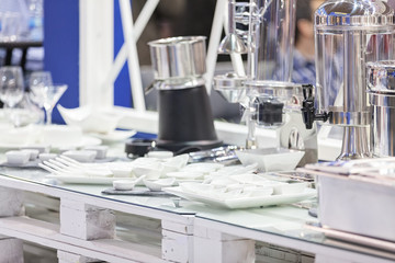  ceramic plates and elegant cups