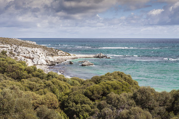 Fototapeta na wymiar Scenic view over one of the beaches of Rottnest island, Australi
