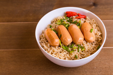  instant egg noodles and sausages top