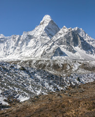 View of the top of the Ama Dablam (6814 m) from the valley of the Chhukhung (view from Chhukhung...
