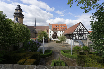 Fototapeta na wymiar Rathaus und Rathausgarten Zeitz, Burgenlandkreis, Sachsen-Anhalt, Deutschland
