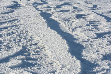 Fototapeta na wymiar Strukturen im Schnee