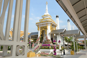 temple (Wat Phra Si Mahathat)