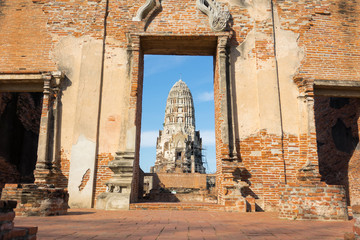 The central pagoda of wat Ratchaburana during renovating