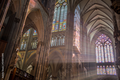 "Kölner Dom - Innenansicht "Richter Fenster"" Stockfotos ...