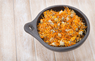 Calendula flower petals (Calendula officinalis)