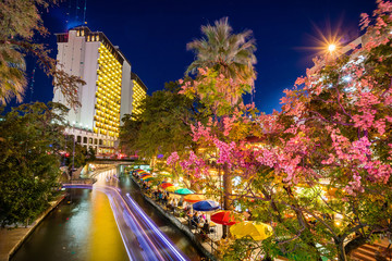 Fototapeta premium River Walk in San Antonio