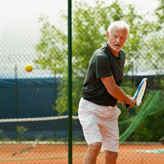 Senior male tennis player © Microgen