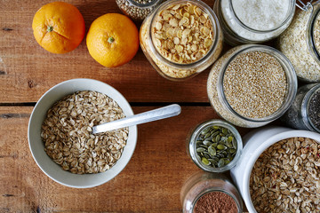 preparing a bowl of oatmeal in muesli bar