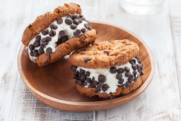 Chocolate Chip Cookie Ice Cream Sandiwch