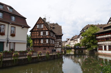 Fototapeta na wymiar Strasbourg latem/Strasbourg in summer, France