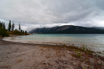 Saskatchewan crossing in Alberta Canada choppy waters and mountains