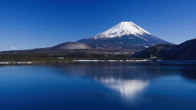 本栖湖 Images – Browse 4,404 Stock Photos, Vectors, and Video