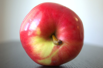 red shiny Apple