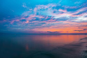 Obraz na płótnie Canvas beach on vacation at sunset