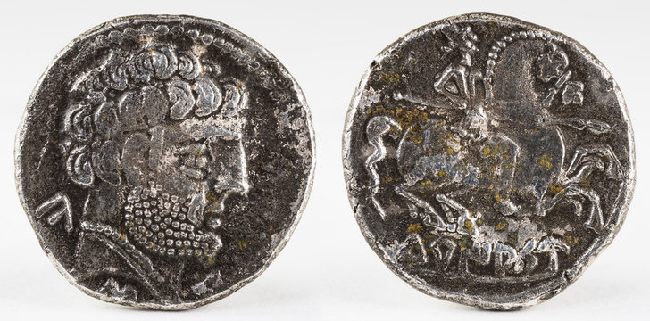 Ancient Turiaso Iberian Spain silver denarius. Obv. Bearded male head right.
Rev. Rider right, holding spear, Iberian legend TURIASU below. Late 2nd-1st c BC.