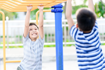 Fototapeta premium Boy play with bar