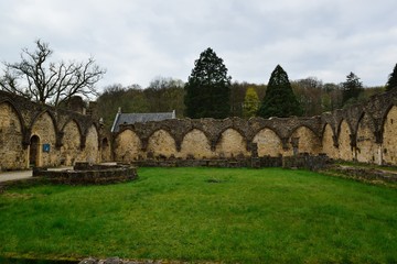 オルヴァル修道院