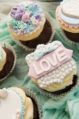 Love cupcakes for Valentine's day or birthday. Pastel colors: pink and blue