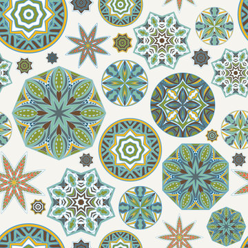 Vintage geometric ethnic seamless pattern