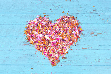 herzlicher Gruß - Blütenherz