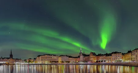 Crédence en verre imprimé Stockholm Stockholm Gamla Stan nuit aurores boréales