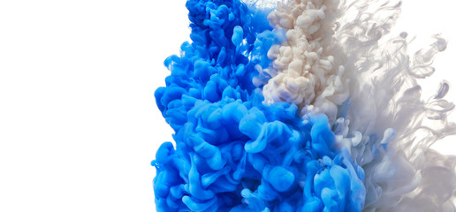 Obraz premium Ink drop in water isolated on white background