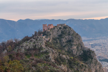 Fototapeta na wymiar In the early spring hills of Sicily