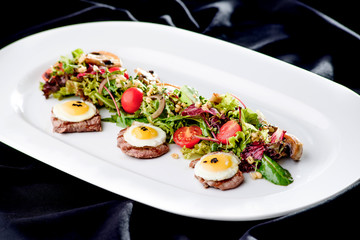 Meat salad with cherry tomato