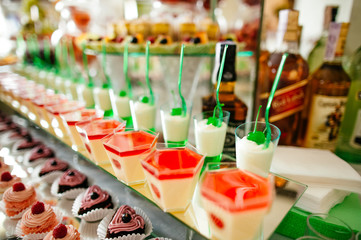 Luxurious wedding cake