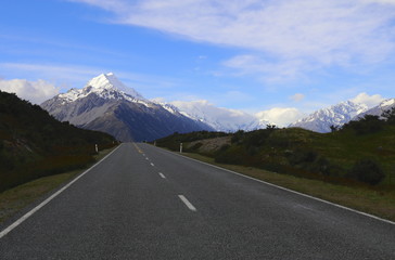 Naklejka premium Road to Mt. Cook